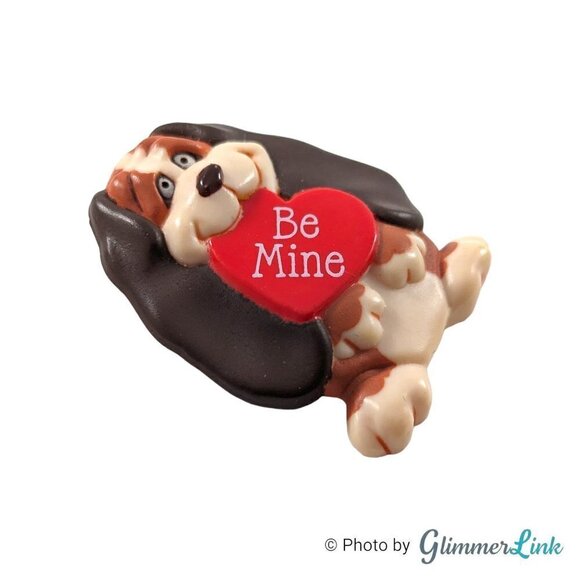 Vintage 1986 Hallmark Valentine's Day Basset Hound Be Mine Plastic Brooch Pin - Picture 2 of 7